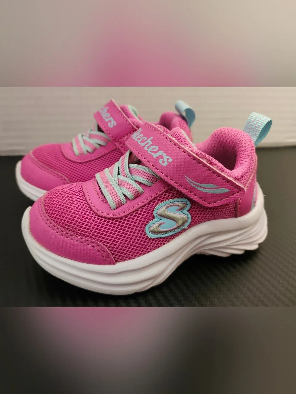Skechers Pink Dreamy Dancers Slip-on Sneakers Kids Toddler SIZE 5